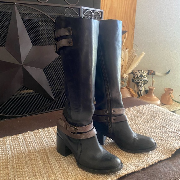 Size 8 freebird leather boots - Picture 2 of 6
